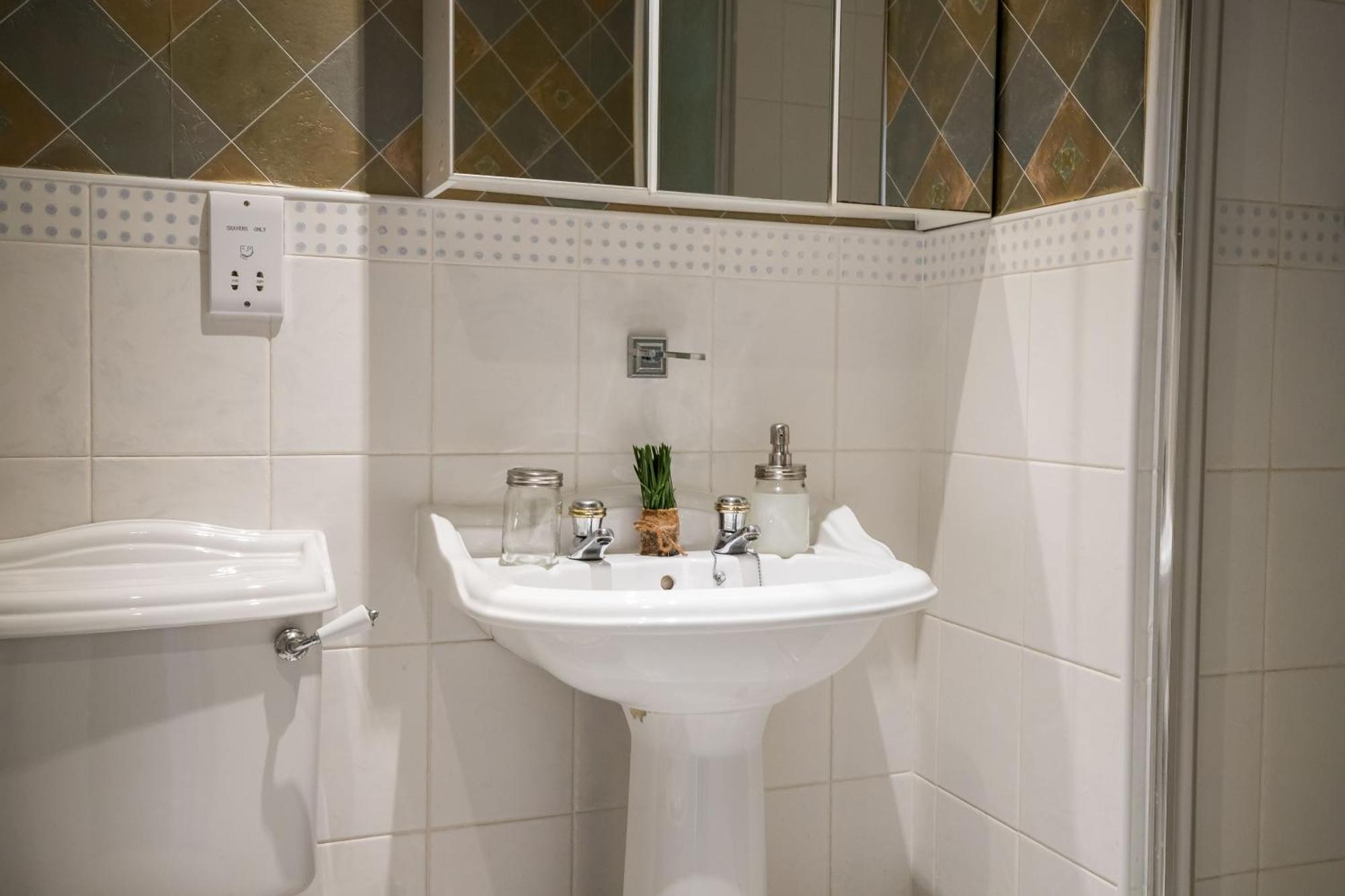 Spacious, 3 Bed House For 6 In Central Chester Hotel Exterior foto
