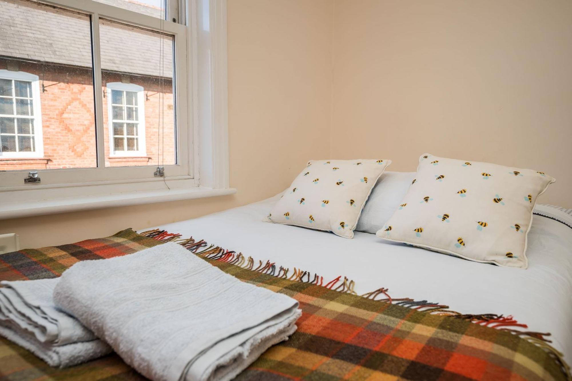 Spacious, 3 Bed House For 6 In Central Chester Hotel Exterior foto